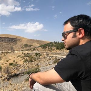 Meet your Posher, Talha